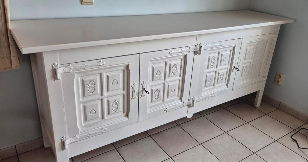 Buffet en chêne, Enlèvement