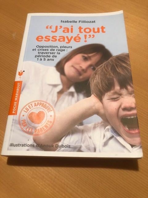 Livre 'J'ai tout essayé', Enlèvement, Comme neuf