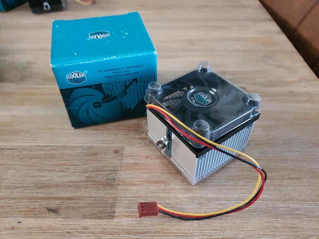 Vintage cpu cooler  master, Ophalen