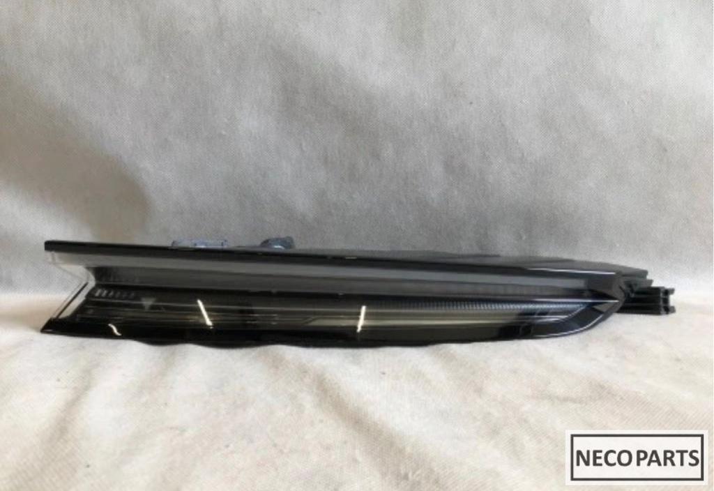 PORSCHE TAYCAN VOL LED ACHTERLICHT ORIGINEEL, -, Porsche, Utilisé, -