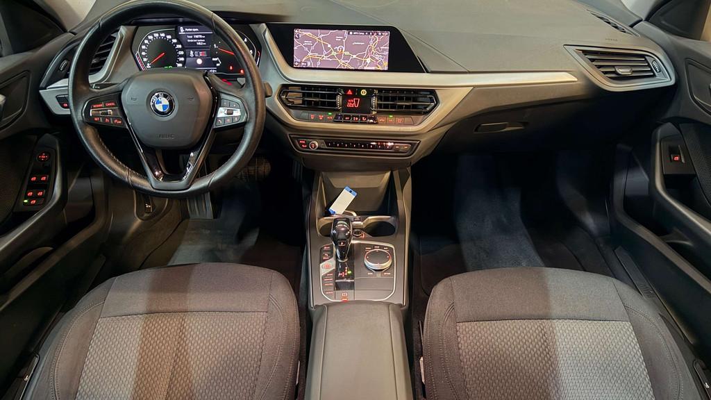 BMW 116 dA Automaat LED CarPlay EURO 6d Garantie, Autos, Achat, Euro 6, Noir, 5 portes