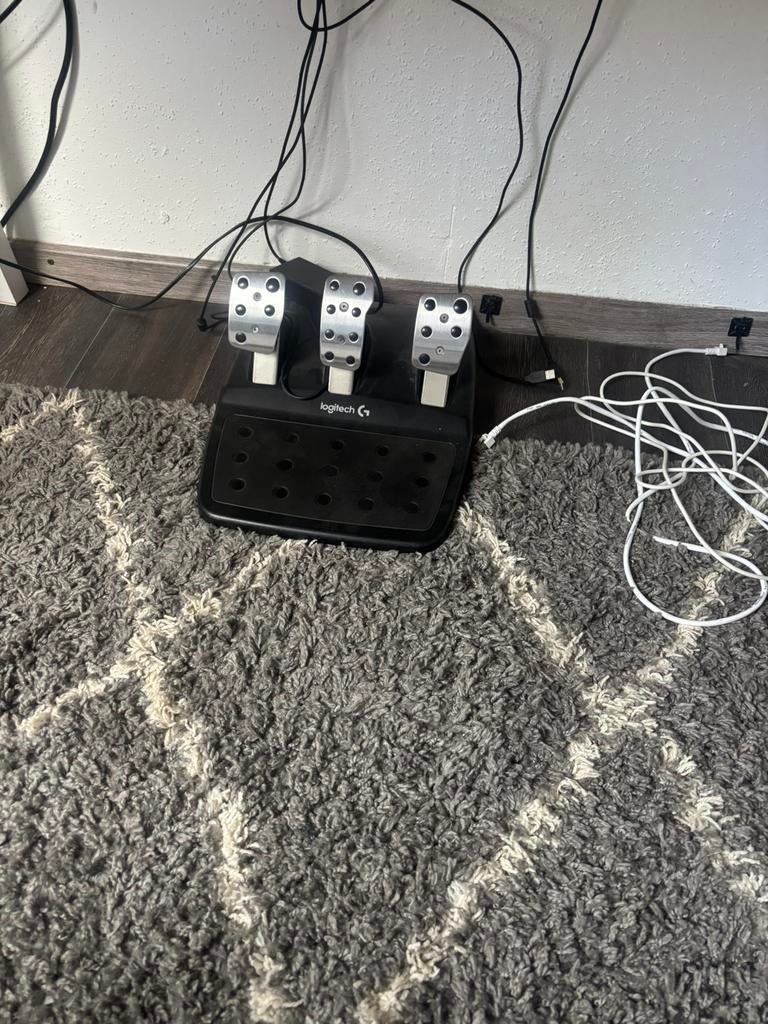 Volant g920, Games en Spelcomputers, Spelcomputers | Xbox | Accessoires, Ophalen, Zo goed als nieuw, Stuurtje of Sportattribuut