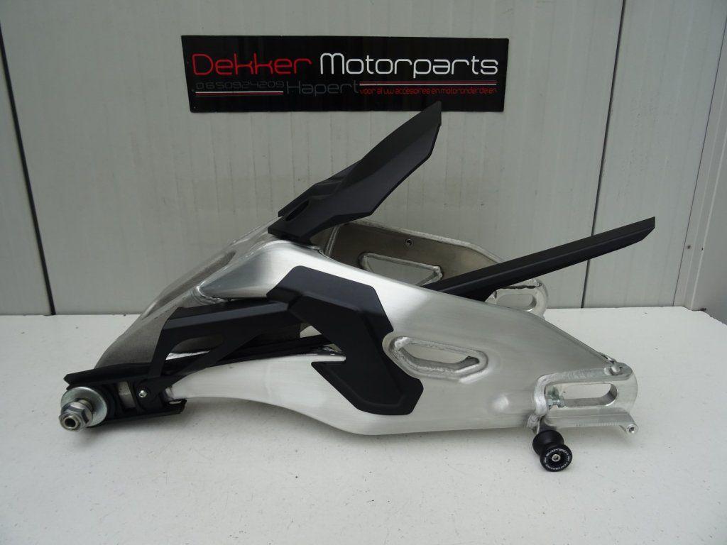 Achterbrug / Swingarm Yamaha MT-10 / SP 2022-2023-2024, Neuf, -, -, -
