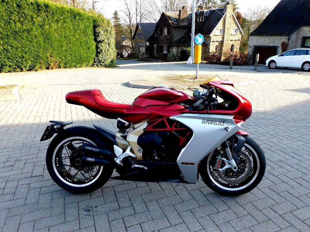 MV agusta superveloce 800 s gelimiteerde serie ORO 300 EX, Motoren, Italie, Motorrijbewijs A, Bedrijf, 3 cilinders