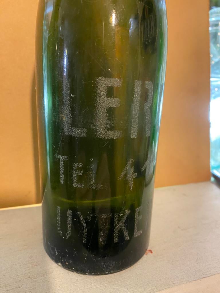 Zeer oude fles Leroy uytkerke uitkerke (blankenbergen), Ophalen, Gebruikt