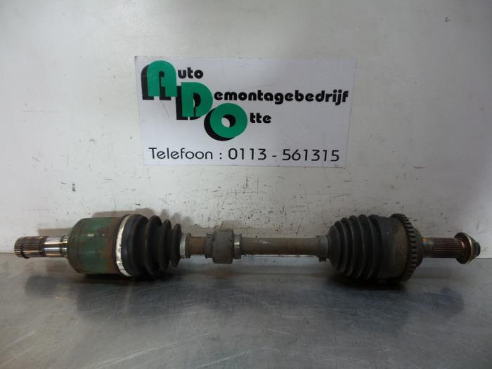 Arbre de transmission avant gauche d'un Mazda 6 (6 02-), -, 3 mois de garantie, Mazda, Utilisé