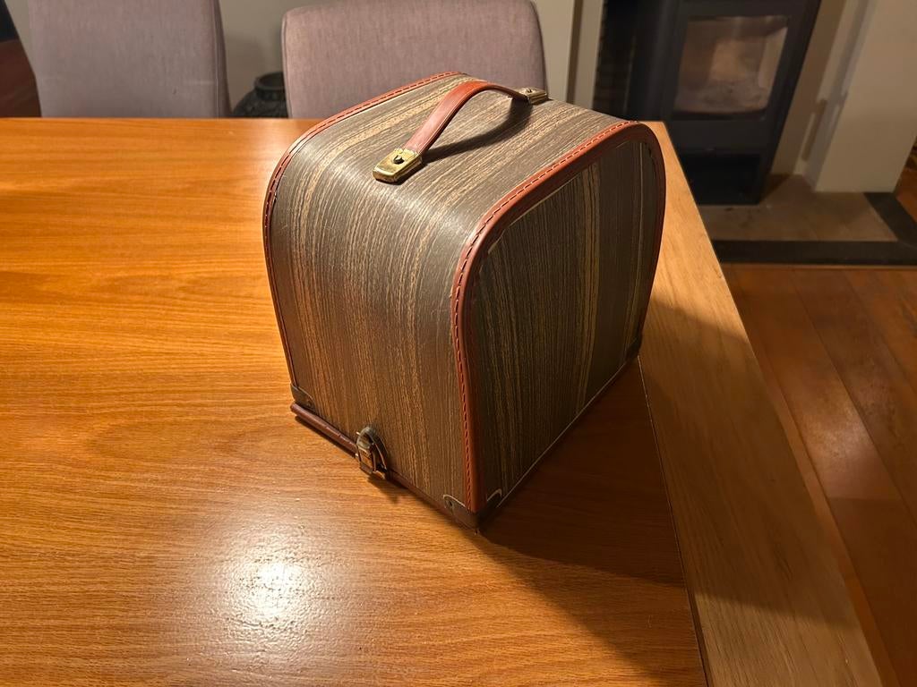 Ancien projecteur film tape 8, TV, Hi-fi & Vidéo, Enlèvement ou Envoi, Utilisé, Autres résolutions, Eunig