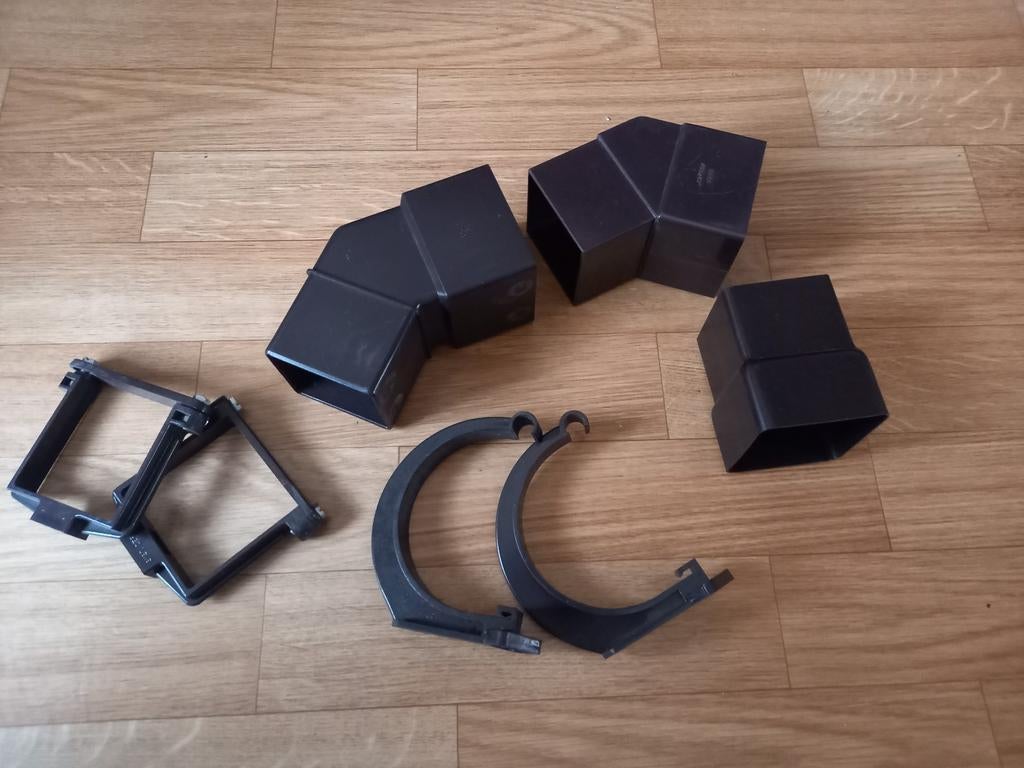 AVALOIR DE TOIT EN PVC BRUN, PIÈCES, Bricolage & Construction, Enlèvement ou Envoi, Comme neuf