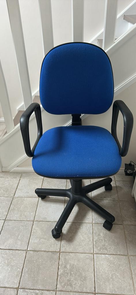 Chaise de bureau au top bleue, Enlèvement, Comme neuf, Chaise de bureau