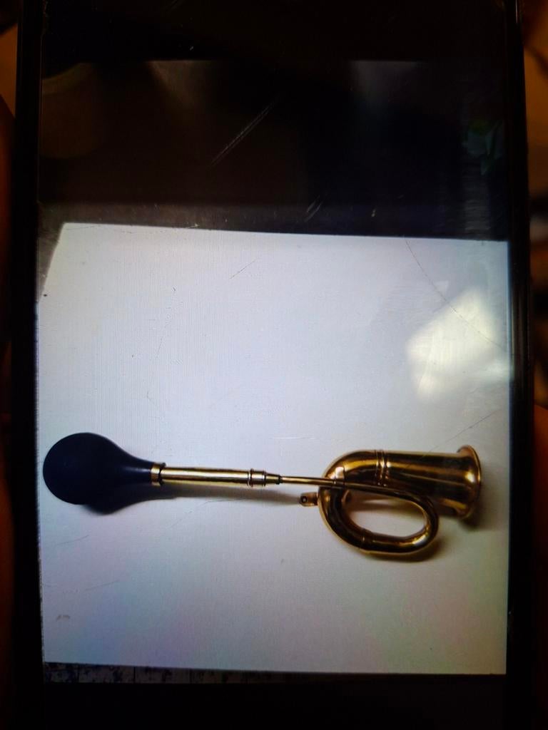 Klaxon à boules, Motos, Enlèvement