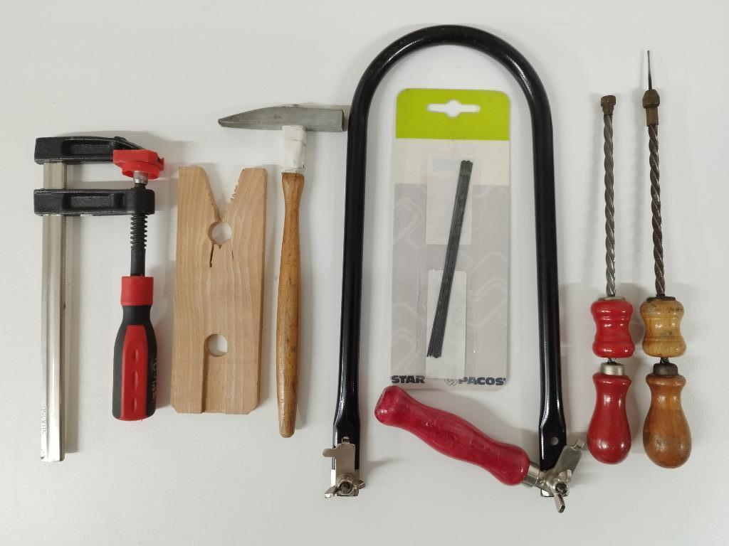 Nieuwe figuurzaag met nieuwe set zaagjes + extra tools, Verzenden, Nieuw