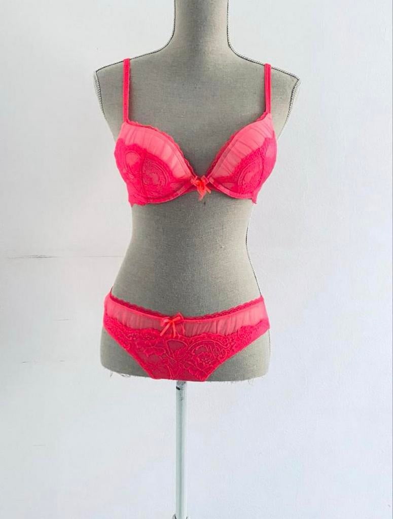 Oranje BH setje van Hunkemöller 70B, Kleding | Dames, Ondergoed en Lingerie, Hunkemöller, Ophalen of Verzenden, Oranje, Setje