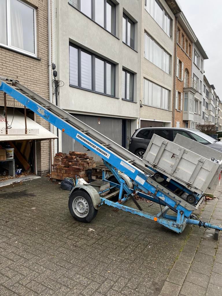 Transfert par ascenseur, Enlèvement