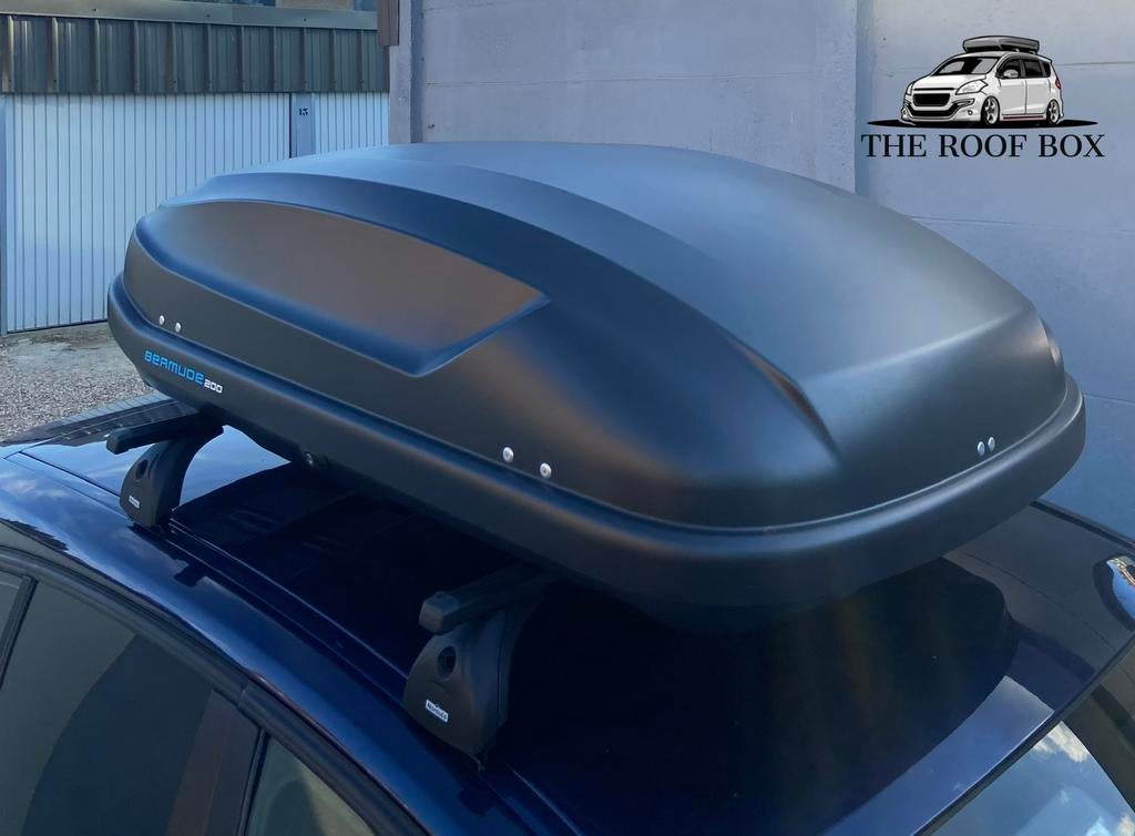 LOCATION de coffres et barres de toit / attelages. A LOUER, Enlèvement, Comme neuf