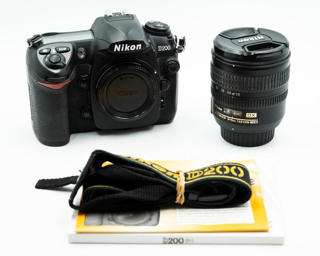 Nikon D200 + Nikon 18-70mm DX + Documentation et Sangle, TV, Hi-fi & Vidéo, Appareils photo numériques, Utilisé, Reflex miroir