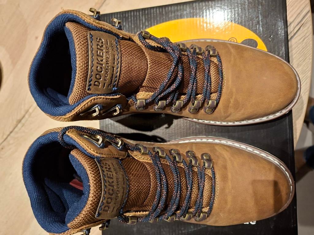Wandel en/of stapschoenen. DOCKERS  maat 43. Kleur cognac., Ophalen, Nieuw, Wandelschoenen, Dockers