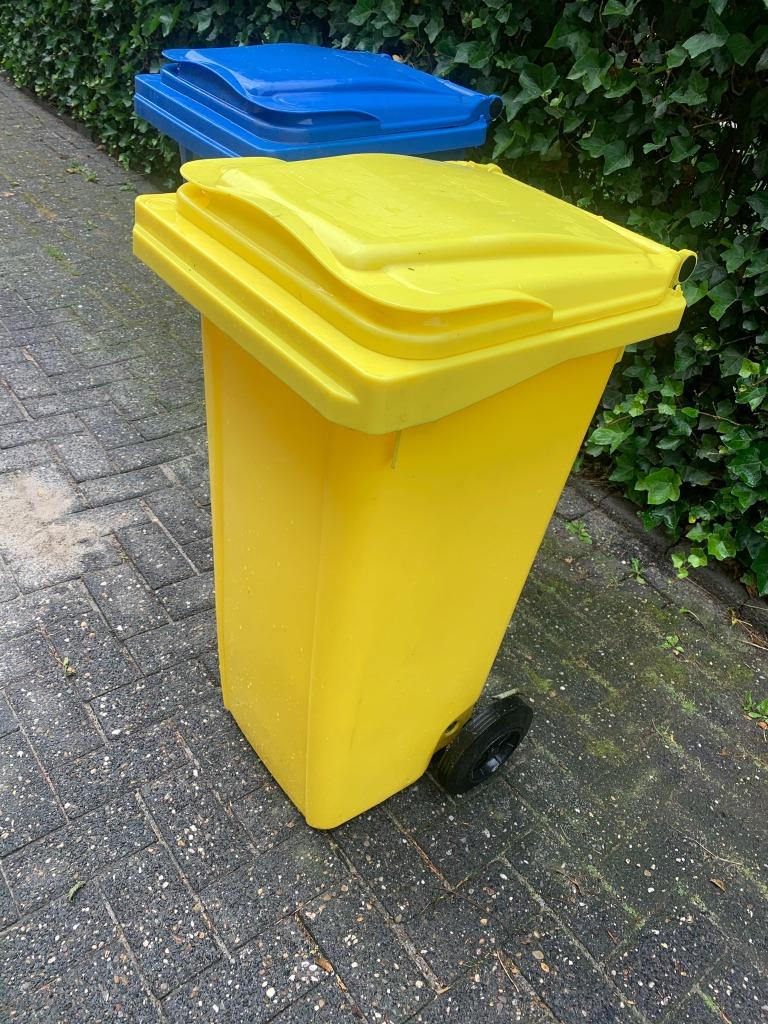 Gekleurde container 2 wielen 120 liter, Bricolage & Construction, Conteneurs, Enlèvement