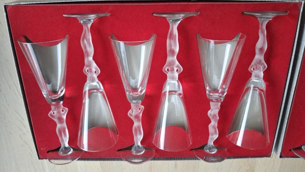 Venusglazen Bayel, Ophalen