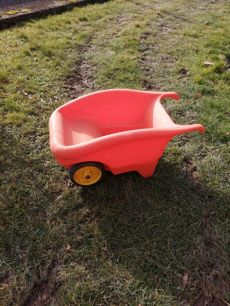 Brouette enfant, Enlèvement, Utilisé