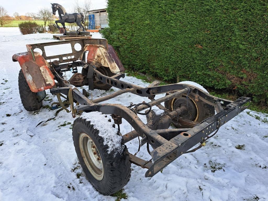 Chassis landcruiser BJ40, Enlèvement