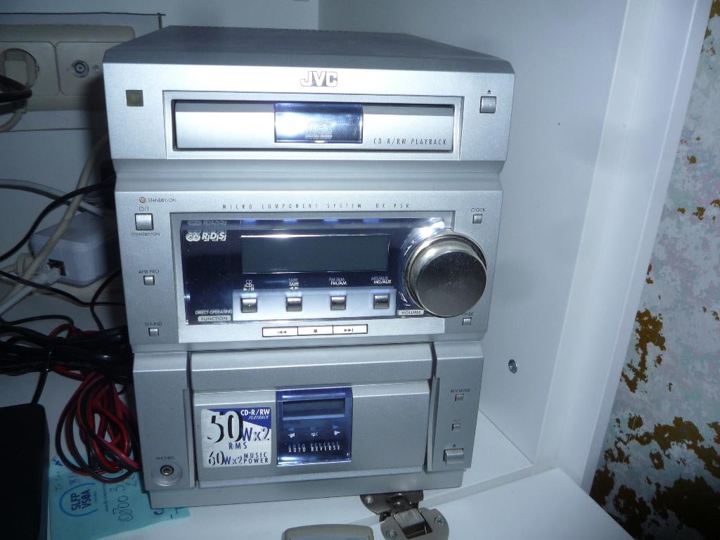 CHENE HIFI  JVC, Enlèvement, Comme neuf, Haut-parleurs, JVC