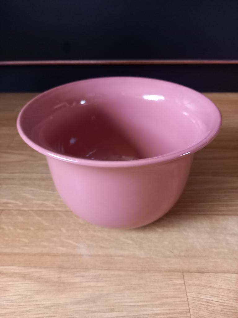 ROOSACHTIGE BLOEMPOT ZOEKT PRINSES, Ophalen of Verzenden