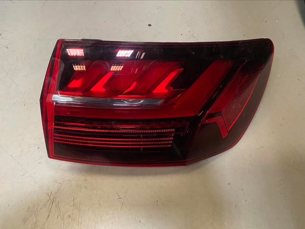 Feu arrière droit led Audi a4, Autos : Pièces & Accessoires, Éclairage, Audi