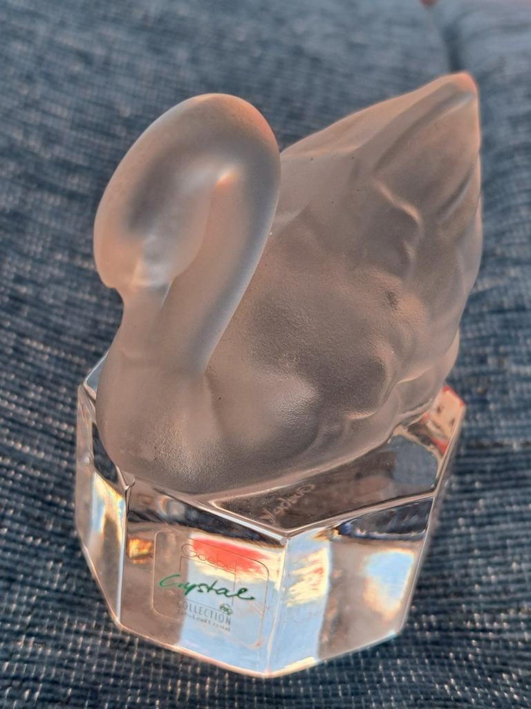 Figurine en cristal de GOEBEL, Enlèvement