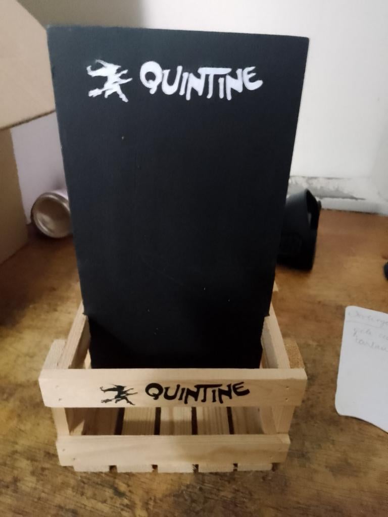 Quintine bierviltjes houder krijtbord, Collections, Envoi