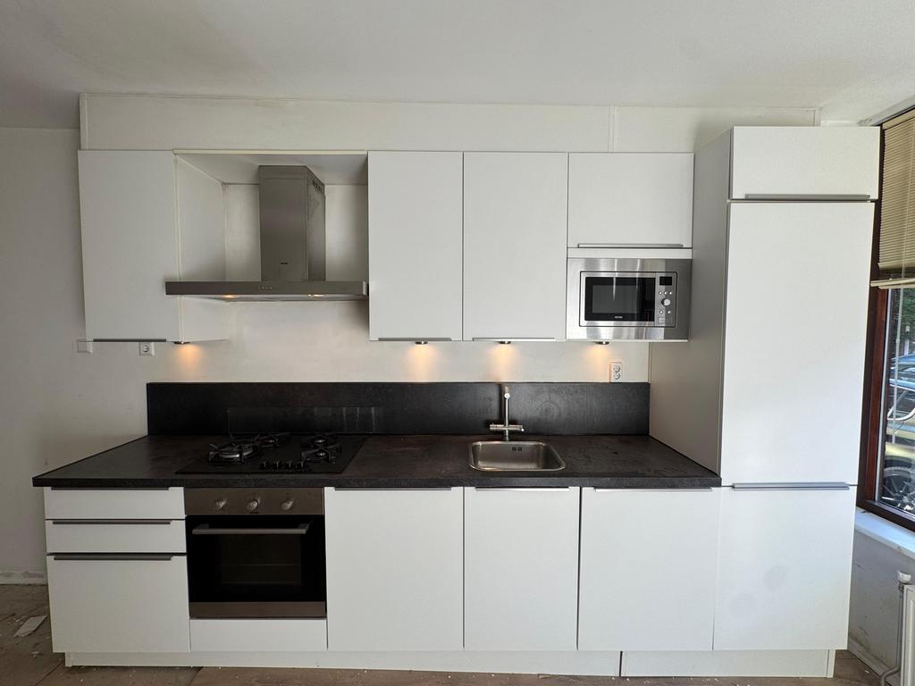 Complete Nette Rechte Keuken + Apparatuur + GEDEMONTEERD, Huis en Inrichting, Keuken | Complete keukens, Enkelwandige keuken, Wit