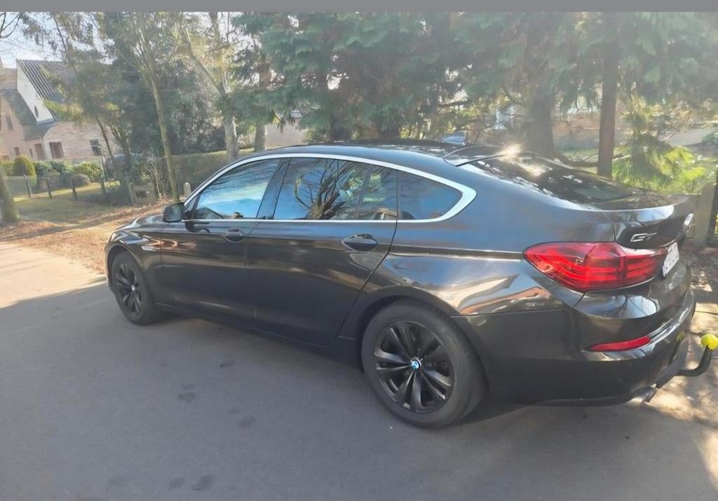 BMW F07 GT 520D EURO6B AUTOMAAT GEKEURD+CARPASS, Auto's, Automaat, Zwart, Zwart, Diesel