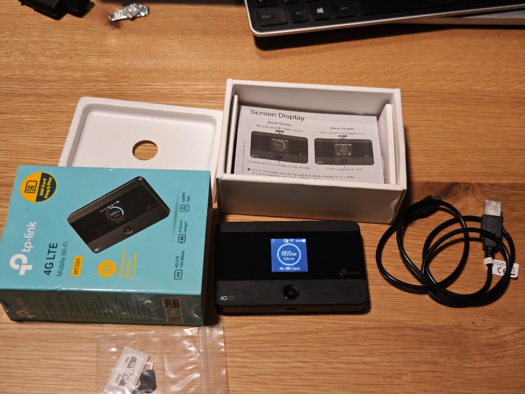 Tp Link M7350 4G Mi-Fi Hotspot met display, Ophalen, Zo goed als nieuw, Router met modem, TP-Link
