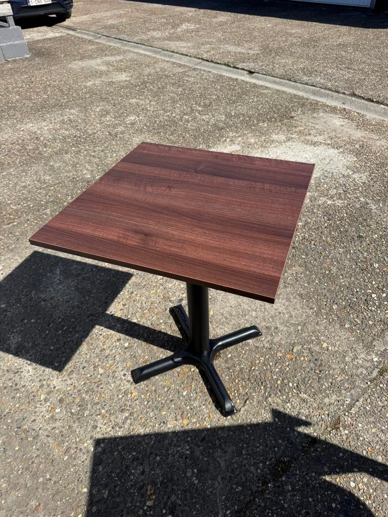 Horeca tafels 60x60 – stevig – 2 stuks beschikbaar, Ophalen, Gebruikt
