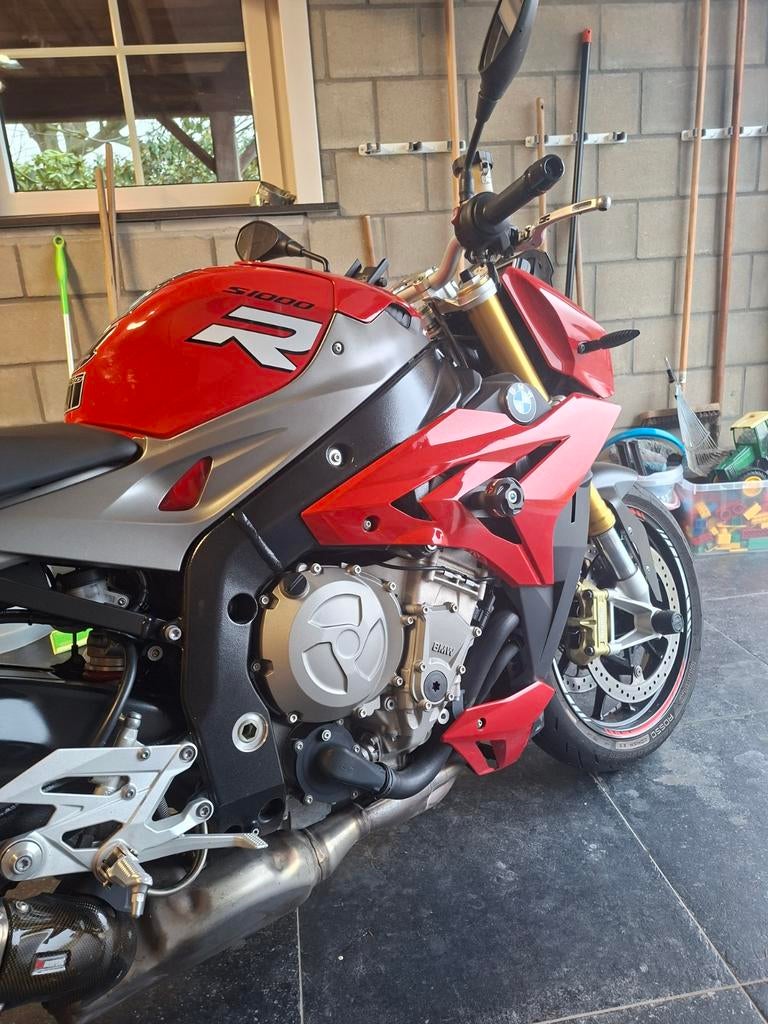 Mooie bmw s1000r 2014 te koop, Motoren, Motoren | BMW, 4 cilinders, Motorrijbewijs A, Handvatverwarming, Particulier