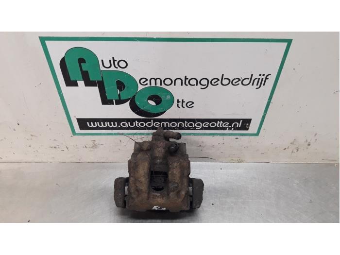 Etrier de frein (pince) arrière droit d'un BMW X5 (X5 00-), -, 3 mois de garantie, Utilisé, -