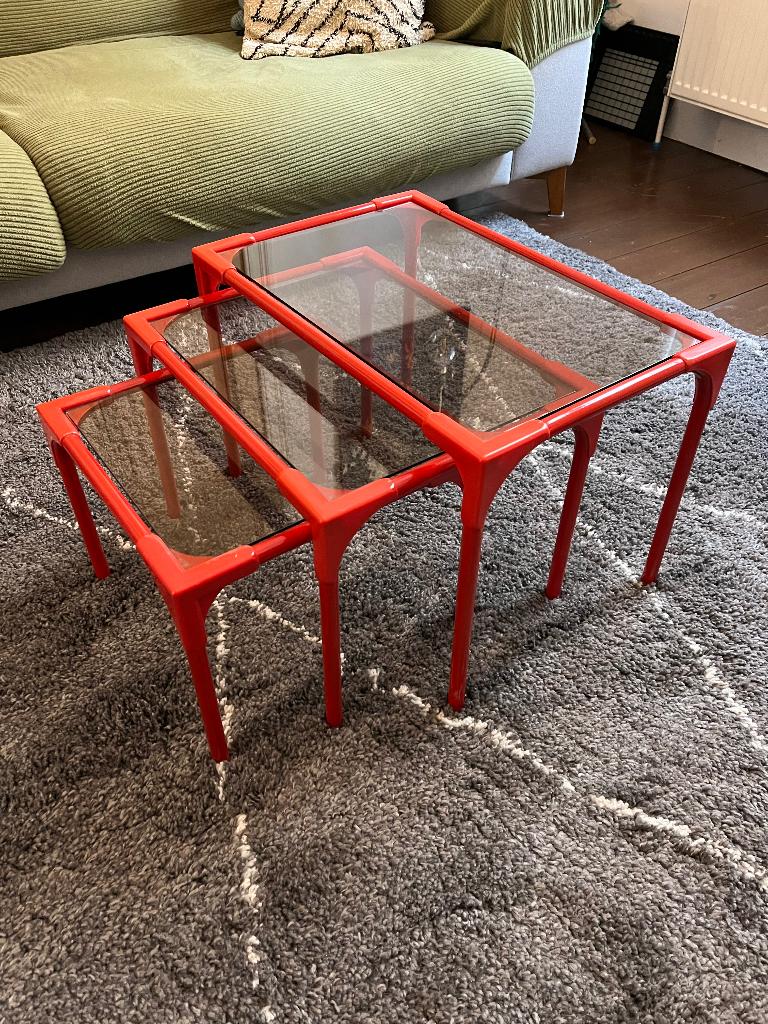 Rode salontafel, Huis en Inrichting, Tafels | Salontafels, Ophalen, Gebruikt, Glas, Minder dan 50 cm