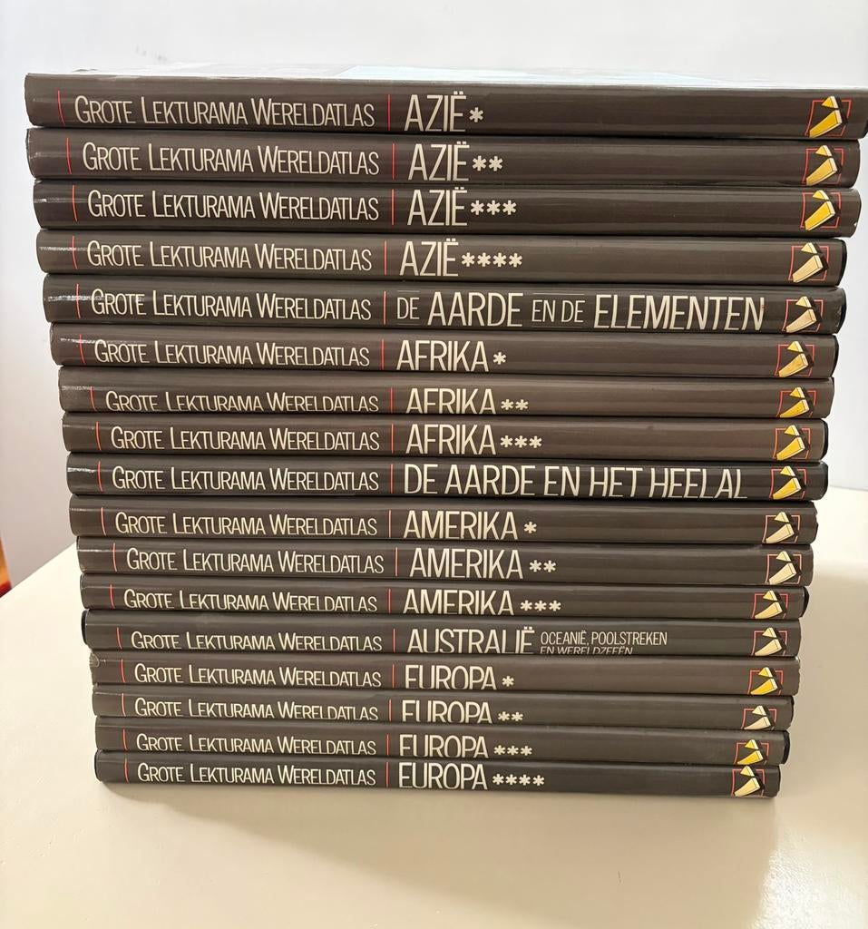 17 delige Grote Lekturama Wereldatlas, Enlèvement, Comme neuf