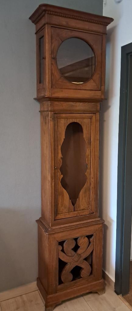 Meuble horloge d' avant guerre, Enlèvement