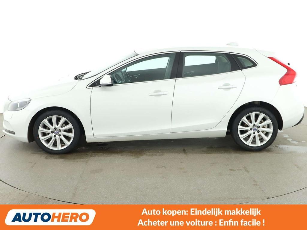 Volvo V40 1.6 D2 Summum (bj 2015), Auto's, Volvo, Voorwielaandrijving, Euro 5, Gebruikt, Leder