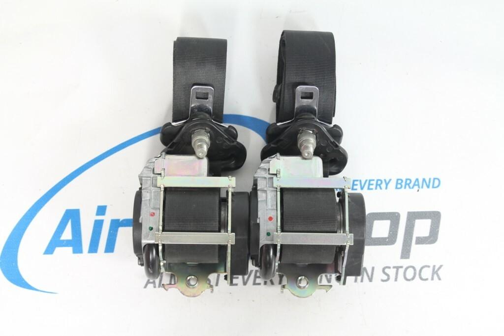 2 x Gordels Dacia Duster (2010-2017), Auto-onderdelen, Gebruikt, Ophalen of Verzenden