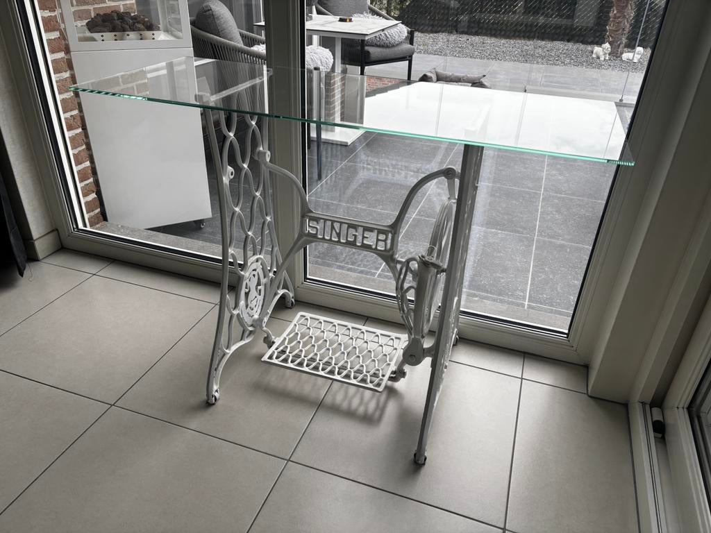 Bijzettafel Singer., Enlèvement, Comme neuf