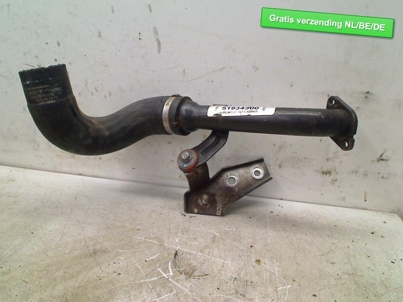 INTERCOOLER PIJP Fiat 500 (312) (01-2007/12-2012) (51934300), Gebruikt, Dhr. R. de Gouw, Fiat, De Bloemendaal 21 21
5221 EB  'S HERTOGENBOSCH, NL