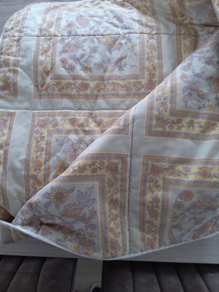 Couette réversible. Très bonne état, Ophalen