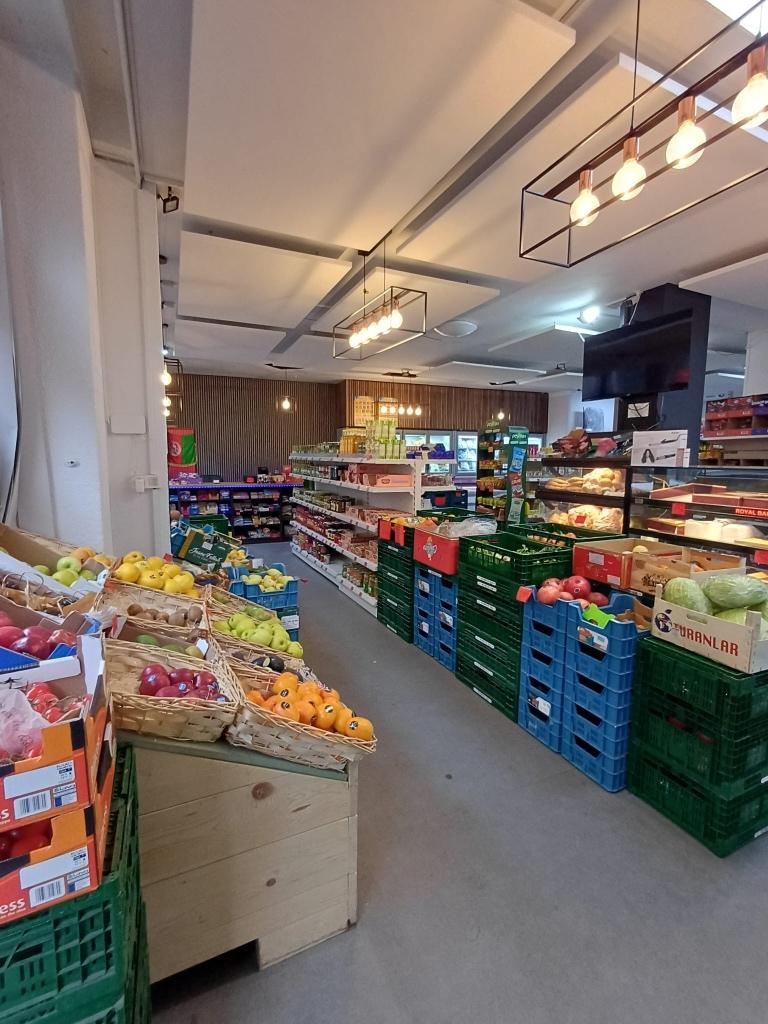 Commercieel, Zakelijke goederen, Bedrijfs Onroerend goed, 400 m², Koop, Winkelruimte