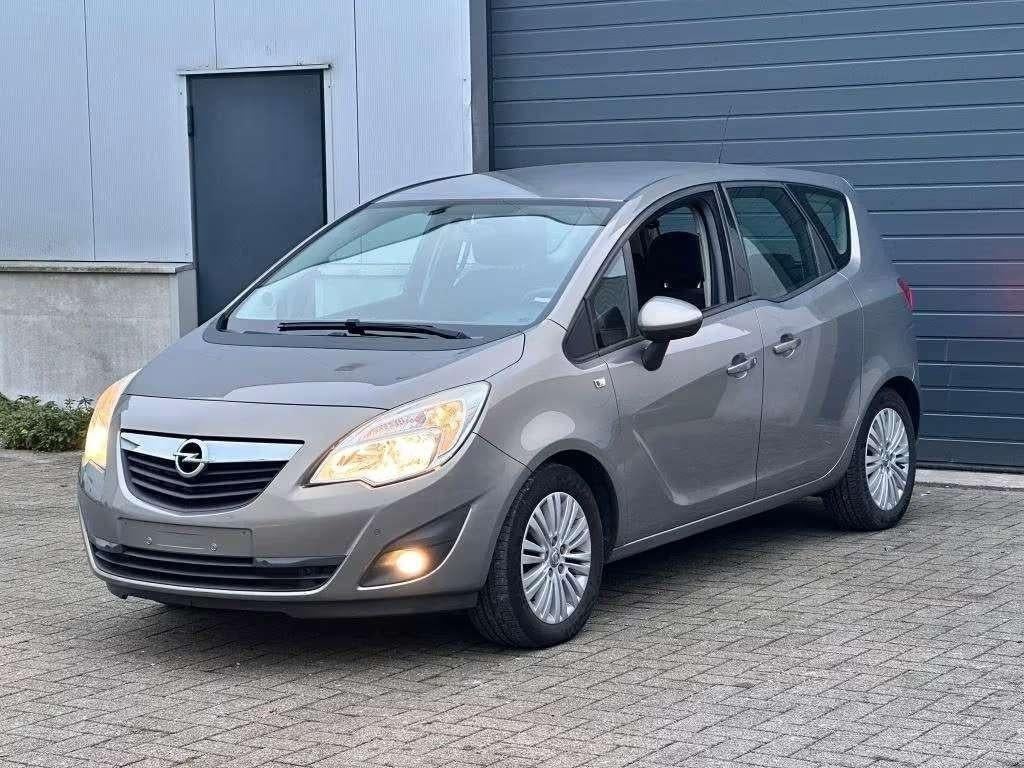Opel Meriva Essence 2011, Autos, Argent ou Gris, Achat, Boîte manuelle, USB