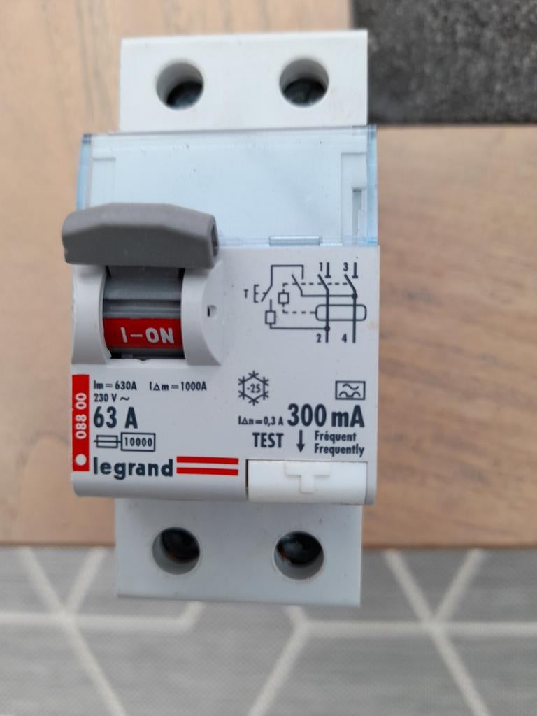 Diffrentieel schakelaars, Doe-het-zelf en Bouw, Ophalen