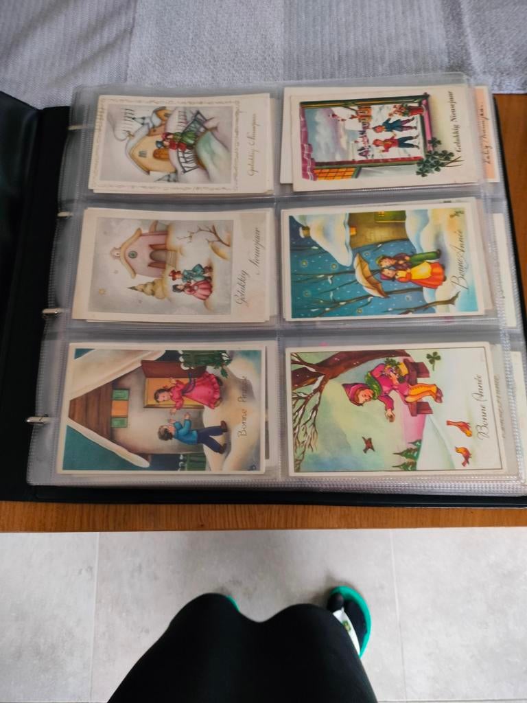 Verzameling postkaarten, Ophalen