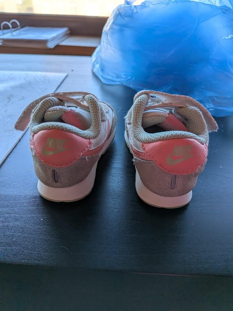 sportschoentjes van Nike - 19,5 - 7€, NIKE, Gebruikt, Sportschoenen, Verzenden