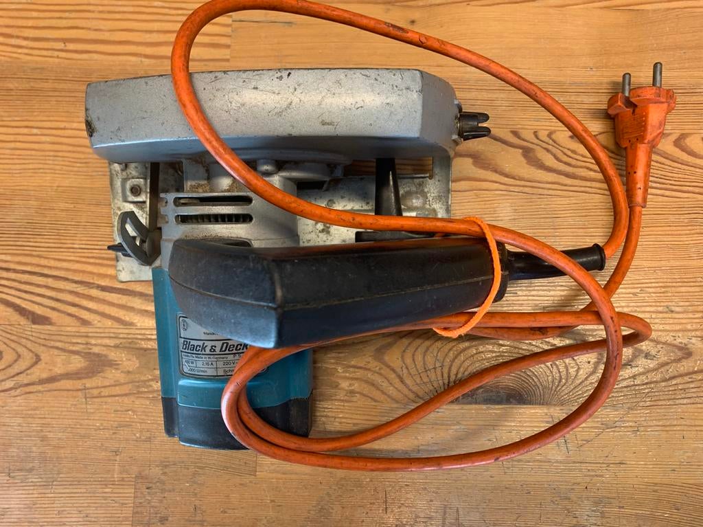 Afkortzaag - cirkelzaag Black & Decker, Ophalen, Gebruikt