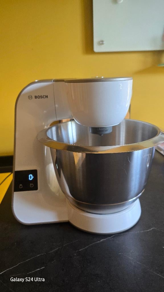 Robot de cuisine Bosch MUM5 avec accessoires, Résiste au lave-vaisselle, Comme neuf, Enlèvement, 3 à 4 litres